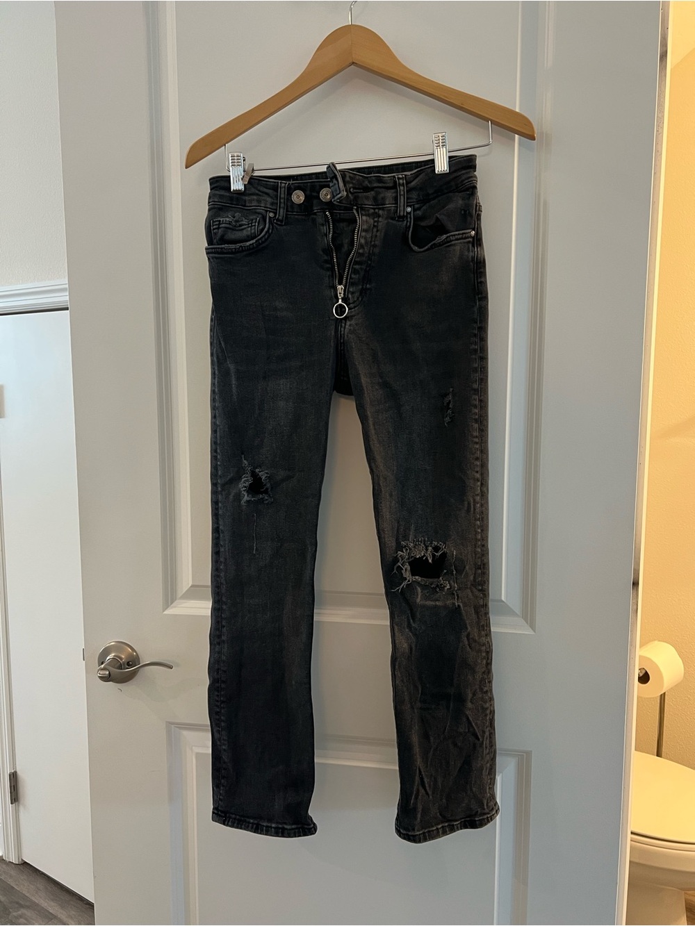 Zara Black Jeans - Classic Slim Fit